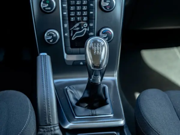 Volvo V40 1.6 D2 Kinetic 27