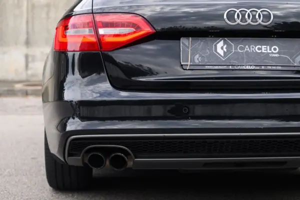 Audi A4 Avant 2.0 TDI Business Line S-line 12