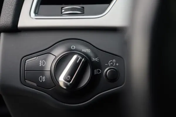 Audi A4 Avant 2.0 TDI Business Line S-line 26