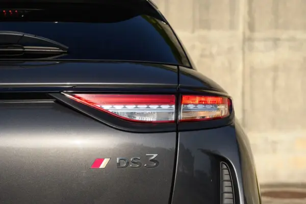 DS DS3 Crossback 1.2 PureTech Performance Line EAT8 9