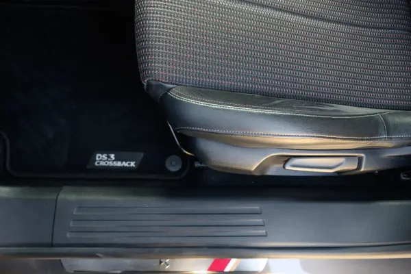 DS DS3 Crossback 1.2 PureTech Performance Line EAT8 15