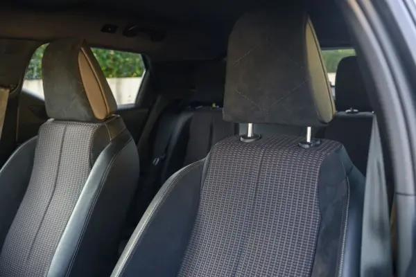 DS DS3 Crossback 1.2 PureTech Performance Line EAT8 18