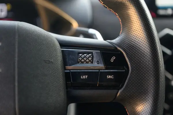 DS DS3 Crossback 1.2 PureTech Performance Line EAT8 26