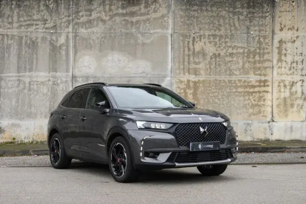 DS DS7 Crossback E-Tense Performance Line EAT8 2