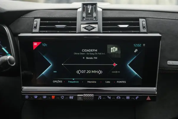 DS DS7 Crossback E-Tense Performance Line EAT8 35