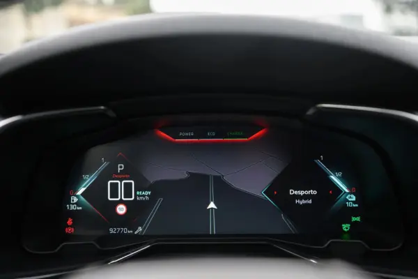 DS DS7 Crossback E-Tense Performance Line EAT8 45