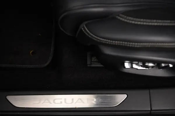 Jaguar I-Pace EV400 R-Dynamic HSE AWD 23