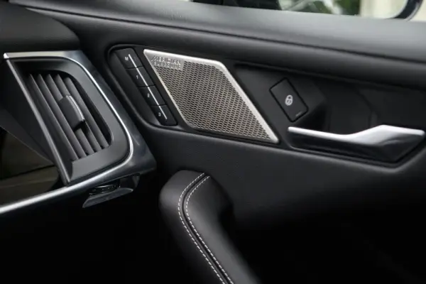 Jaguar I-Pace EV400 R-Dynamic HSE AWD 42