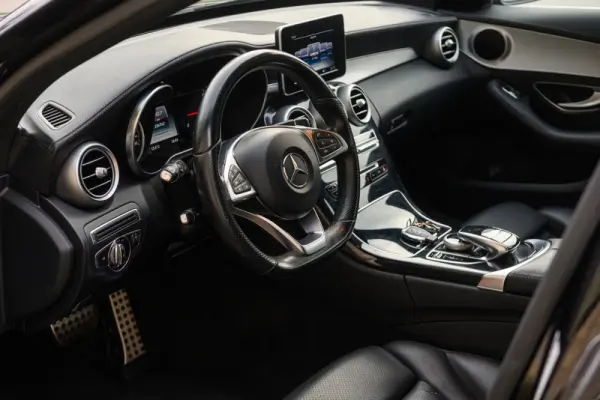 Mercedes-Benz C 220 d AMG Line Aut. 10