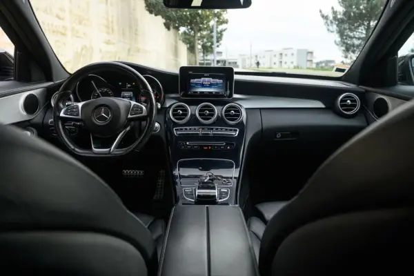 Mercedes-Benz C 220 d AMG Line Aut. 26