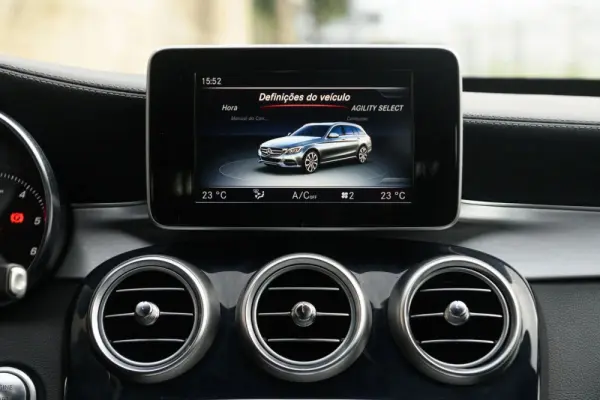 Mercedes-Benz C 220 d AMG Line Aut. 32