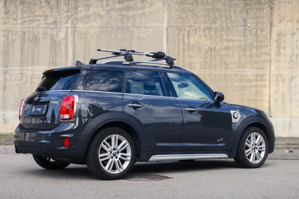 MINI Countryman Cooper SE ALL4 Auto 8