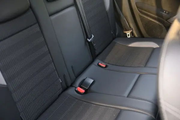 Peugeot 2008 1.2 PureTech Allure EAT6 16