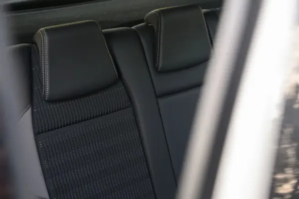 Peugeot 2008 1.2 PureTech Allure EAT6 15