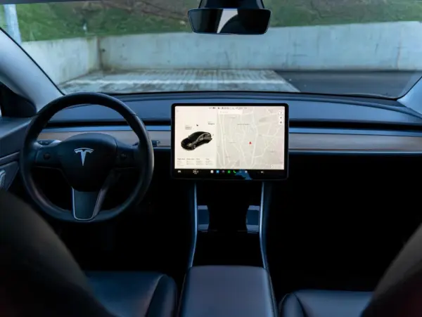 Tesla Model 3 Standard Range Plus RWD 19