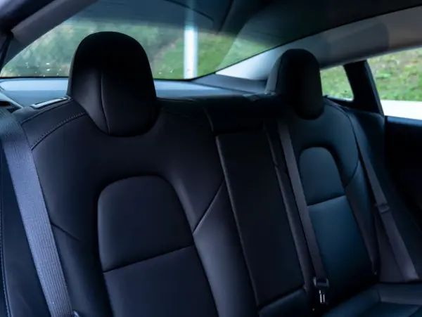 Tesla Model 3 Standard Range Plus RWD 30