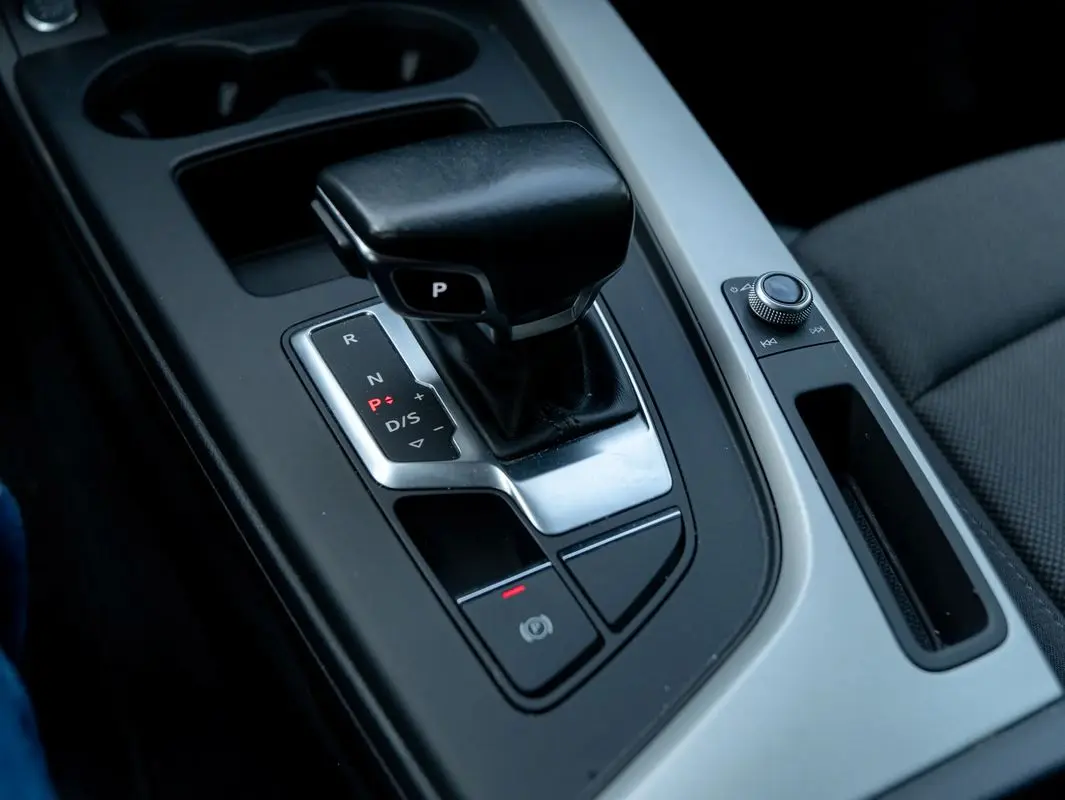 Audi A4 Avant 35 TDI S tronic 27