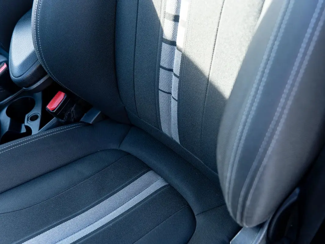 BMW 216 Gran Tourer d Aut. Sport Line 12