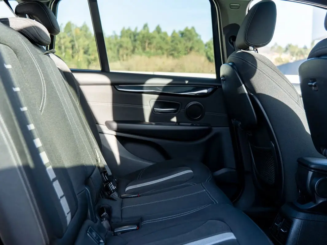 BMW 216 Gran Tourer d Aut. Sport Line 19