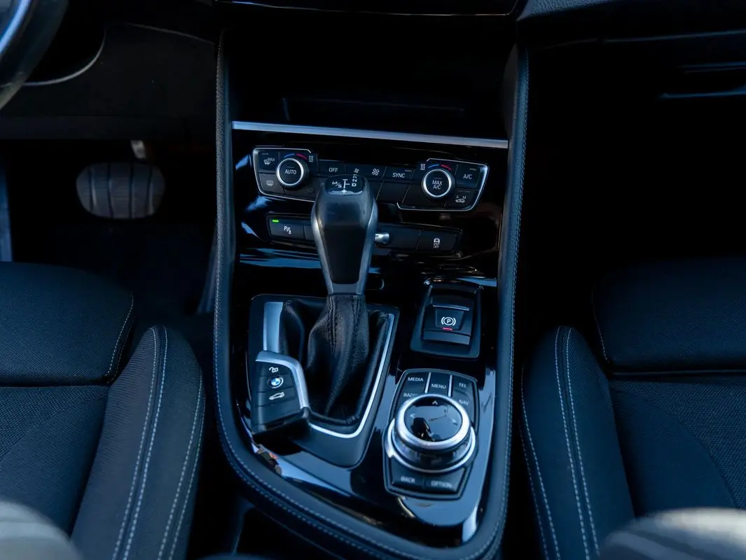 BMW 216 Gran Tourer d Aut. Sport Line 36