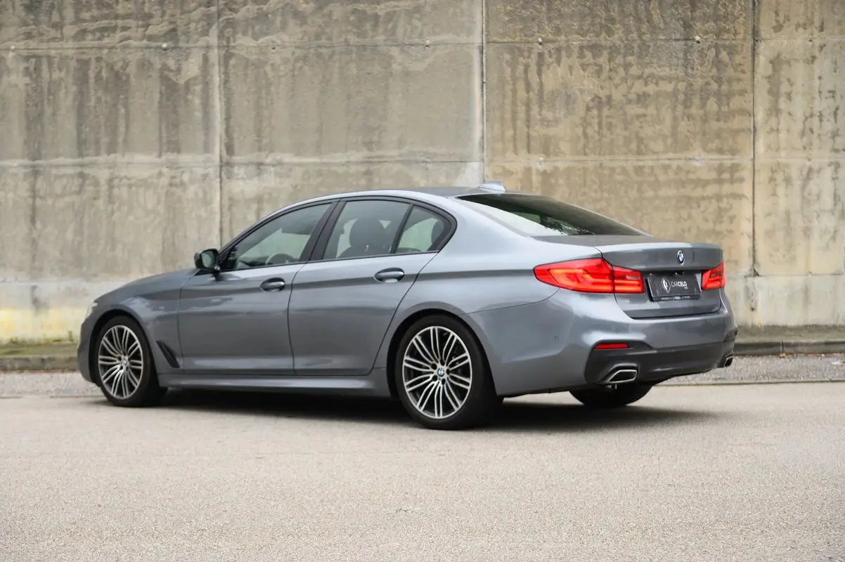BMW 520 d Pack M Auto 4