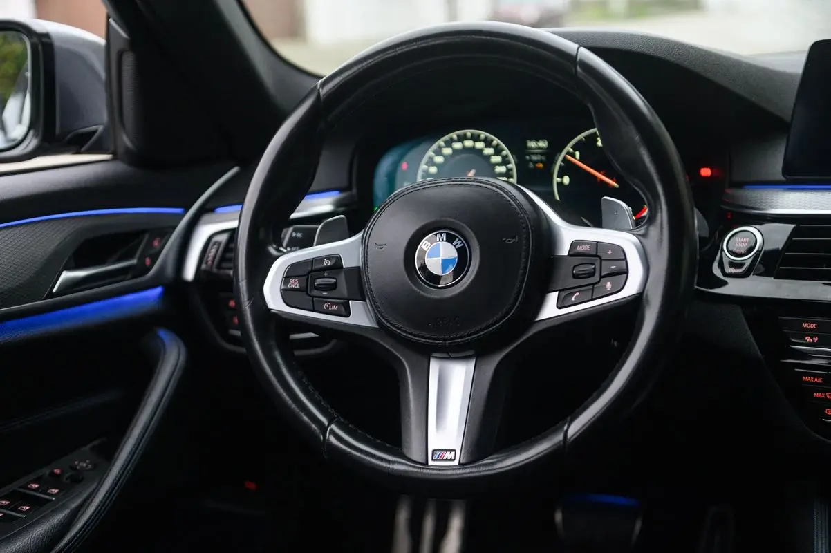 BMW 520 d Pack M Auto 34