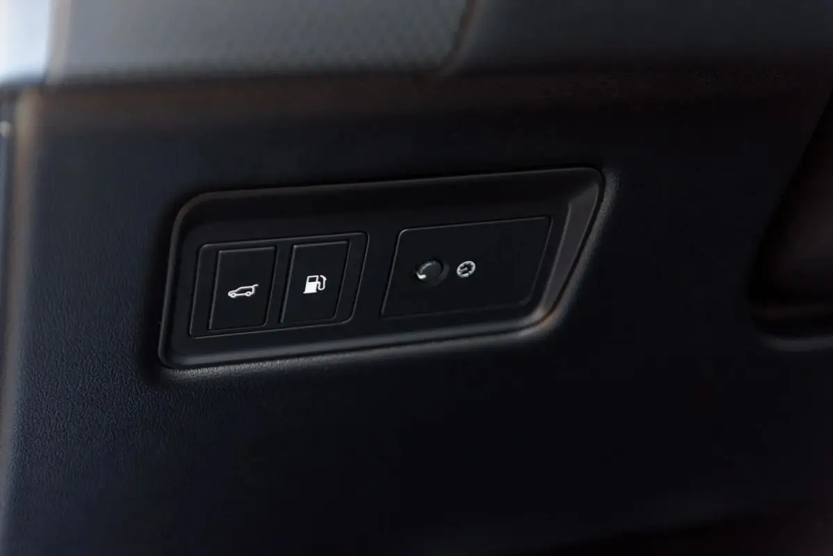 Land Rover Range Rover Sport 2.0 Si4 PHEV HSE 32