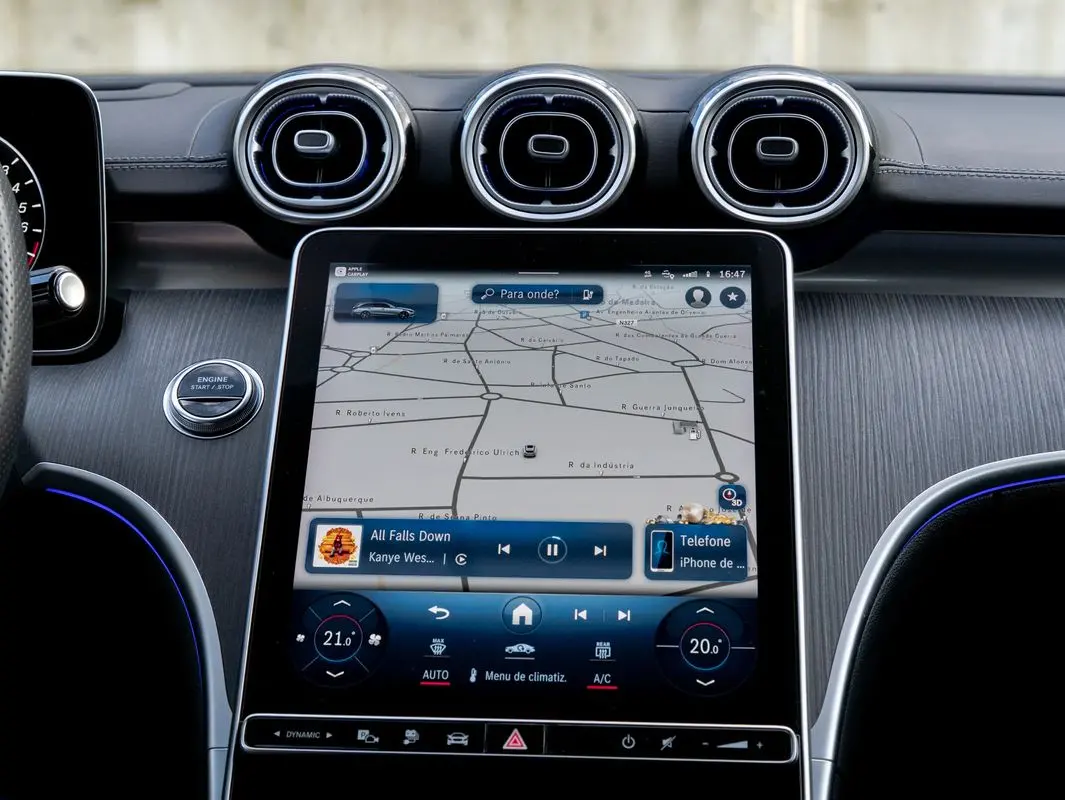 Mercedes-Benz C 300 e AMG Line 30