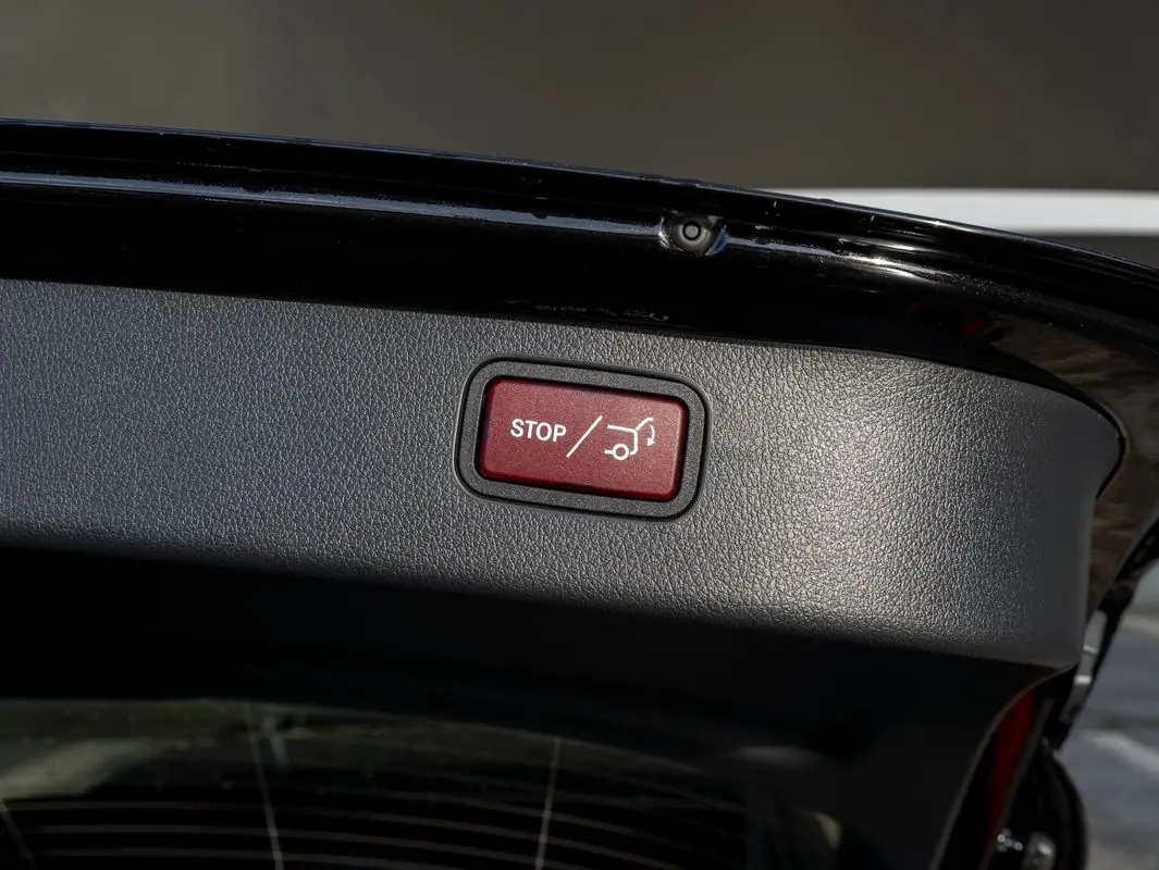 Mercedes-Benz C 300 e AMG Line 41