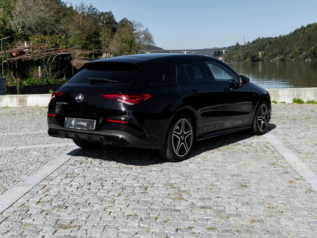 Mercedes-Benz CLA 250 4