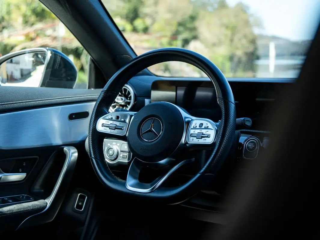 Mercedes-Benz CLA 250 12