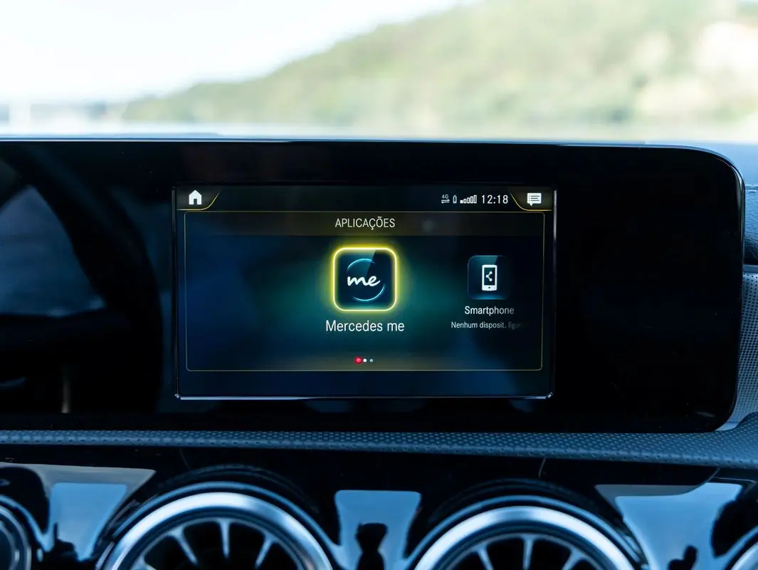 Mercedes-Benz CLA 250 33