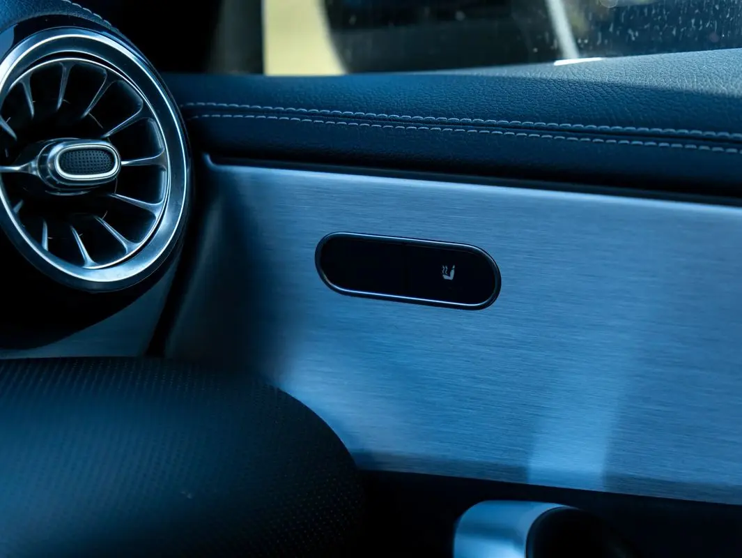 Mercedes-Benz CLA 250 42