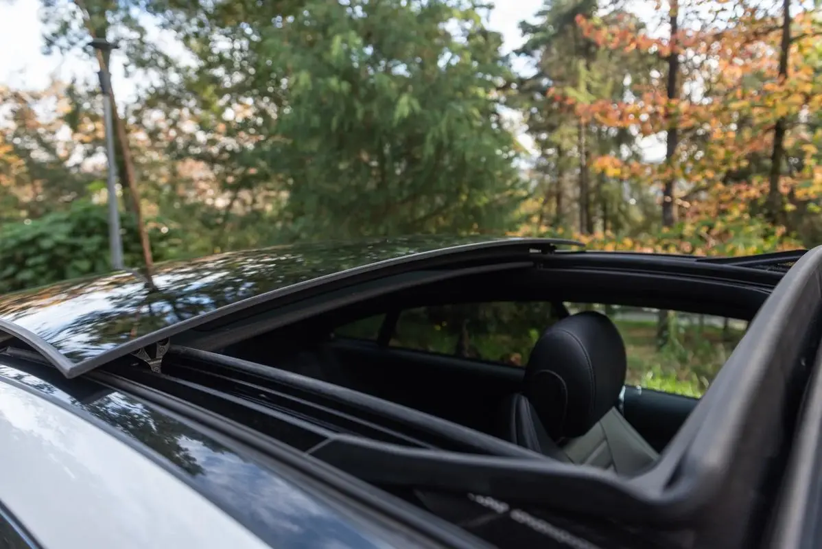 Mercedes-Benz E 220 d AMG Line Aut. 10