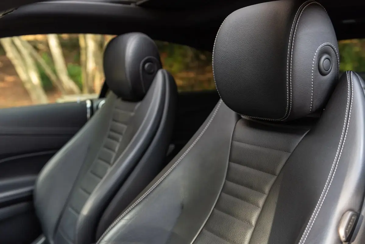 Mercedes-Benz E 220 d AMG Line Aut. 25