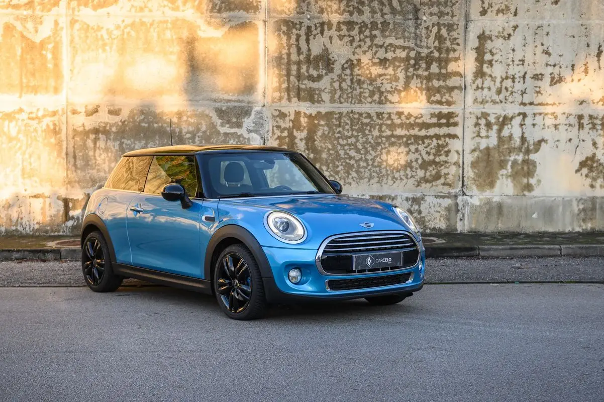 MINI 3 Portas Cooper D 4