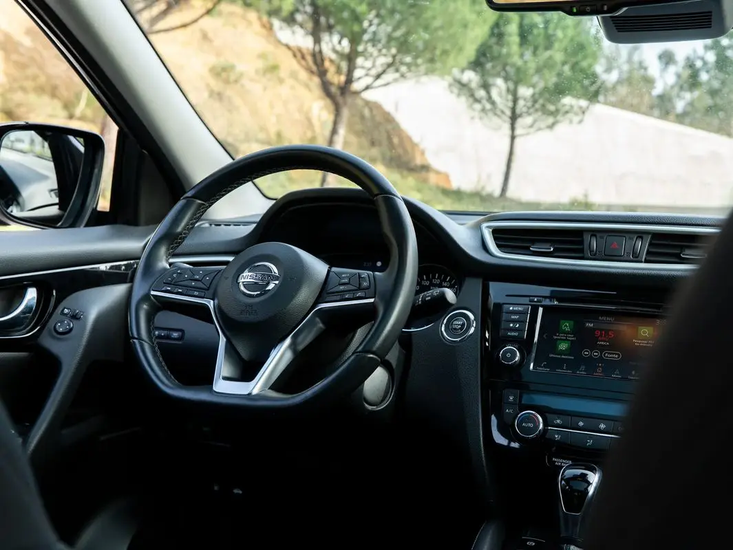 Nissan Qashqai 1.5 dCi DCT N-CONNECTA 28