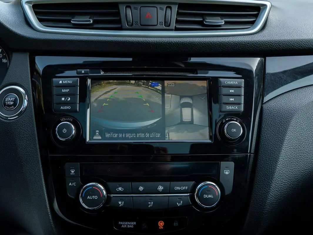 Nissan Qashqai 1.5 dCi DCT N-CONNECTA 31