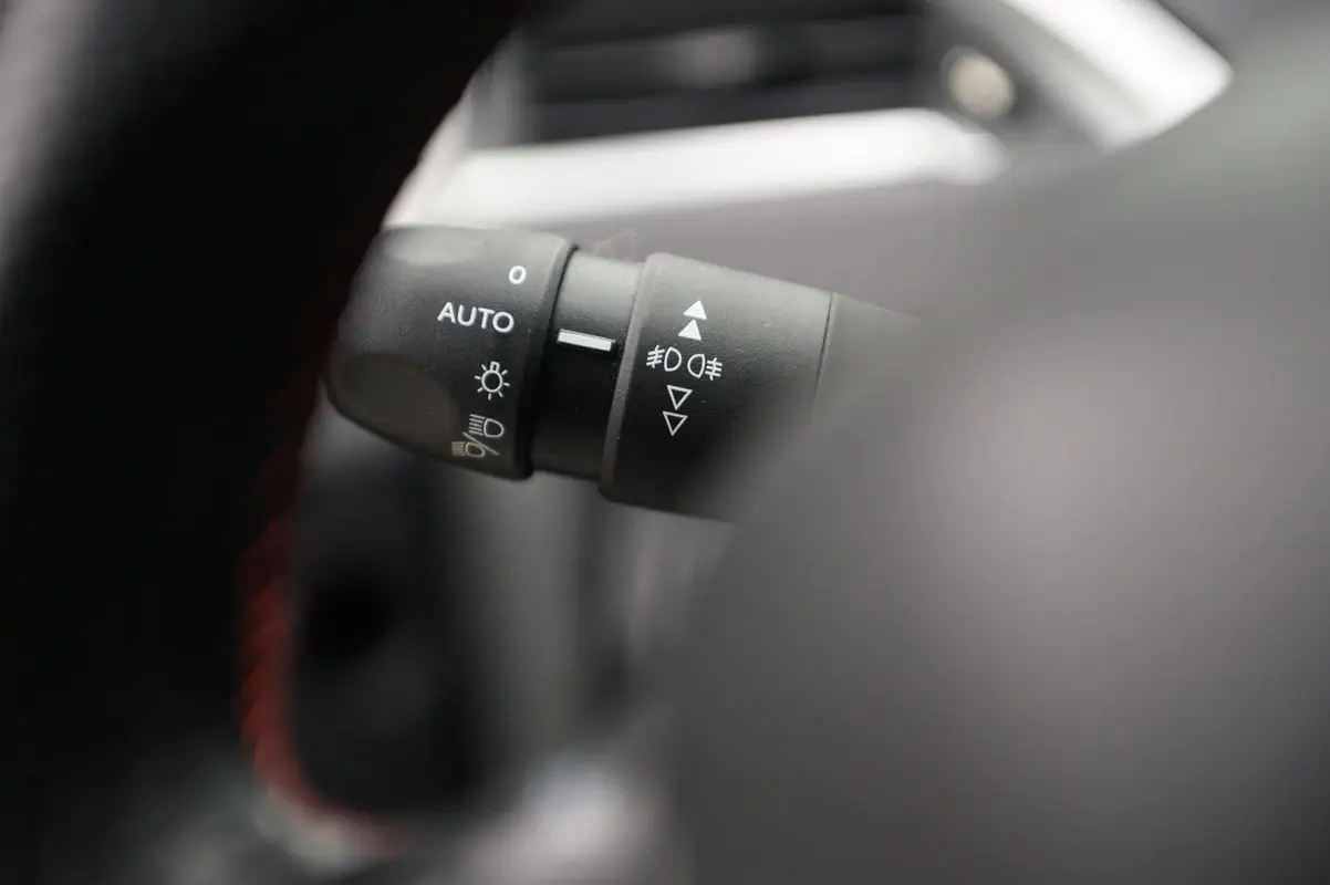 Peugeot 208 1.2 PureTech GT Line 24