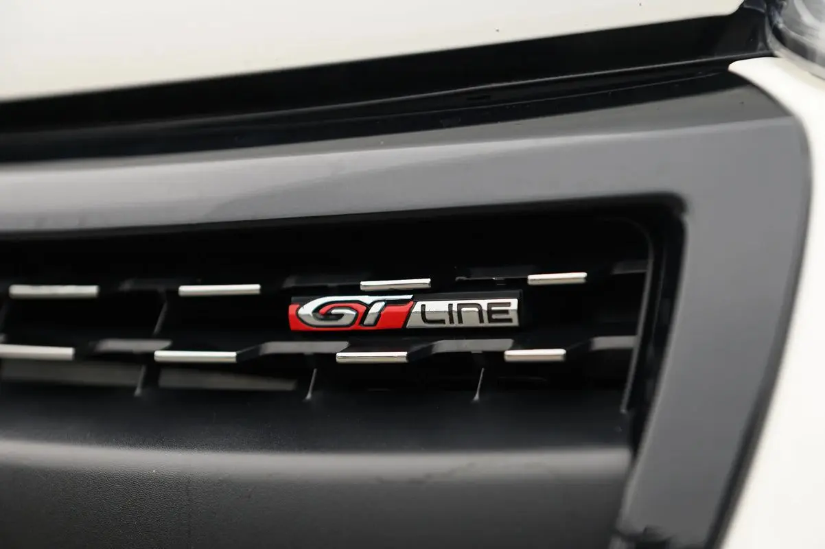 Peugeot 208 1.2 PureTech GT Line 48