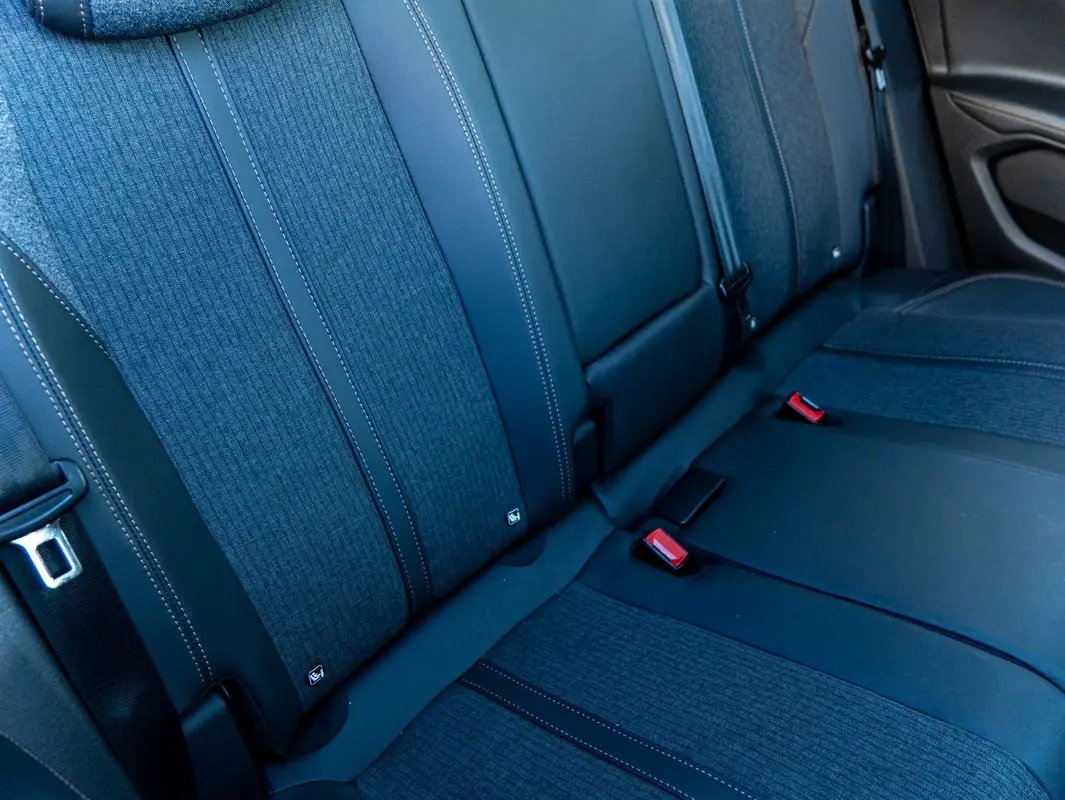 Peugeot 3008 1.2 PureTech GT Line EAT6 22