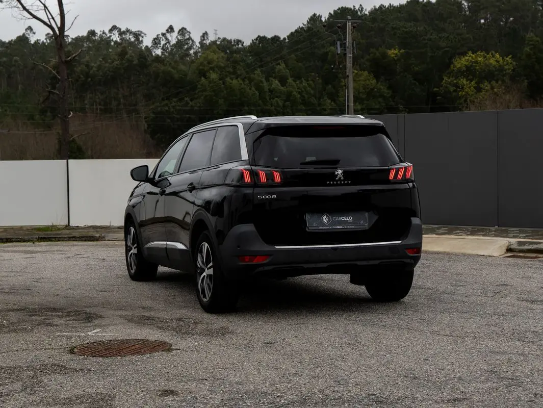 Peugeot 5008 1.5 BlueHDi Allure EAT8 5