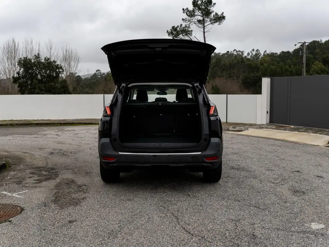 Peugeot 5008 1.5 BlueHDi Allure EAT8 31