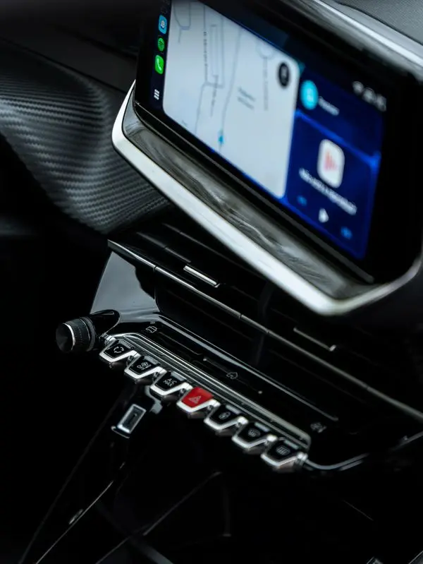 Peugeot e-2008 54 kWh Active 9