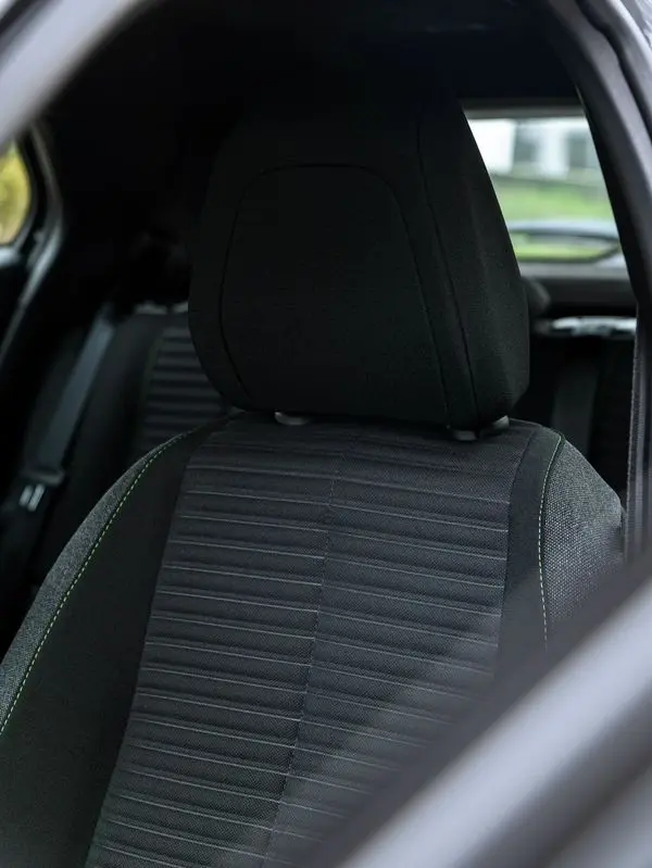 Peugeot e-2008 54 kWh Active 14