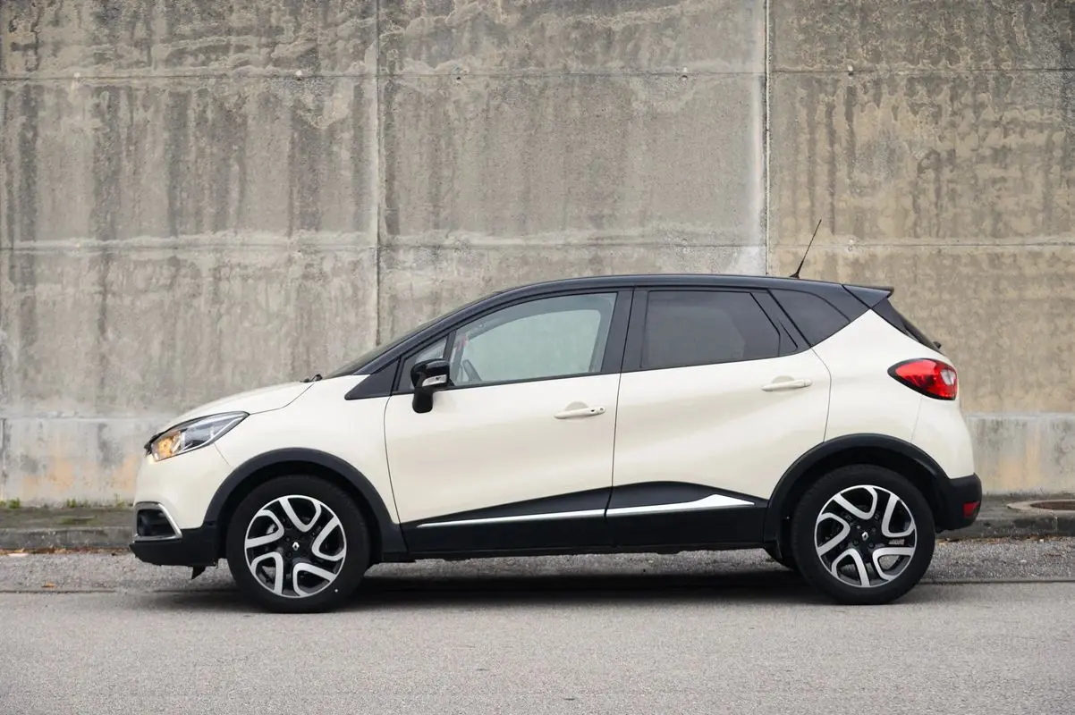 Renault Captur 1.5 dCi Exclusive 8