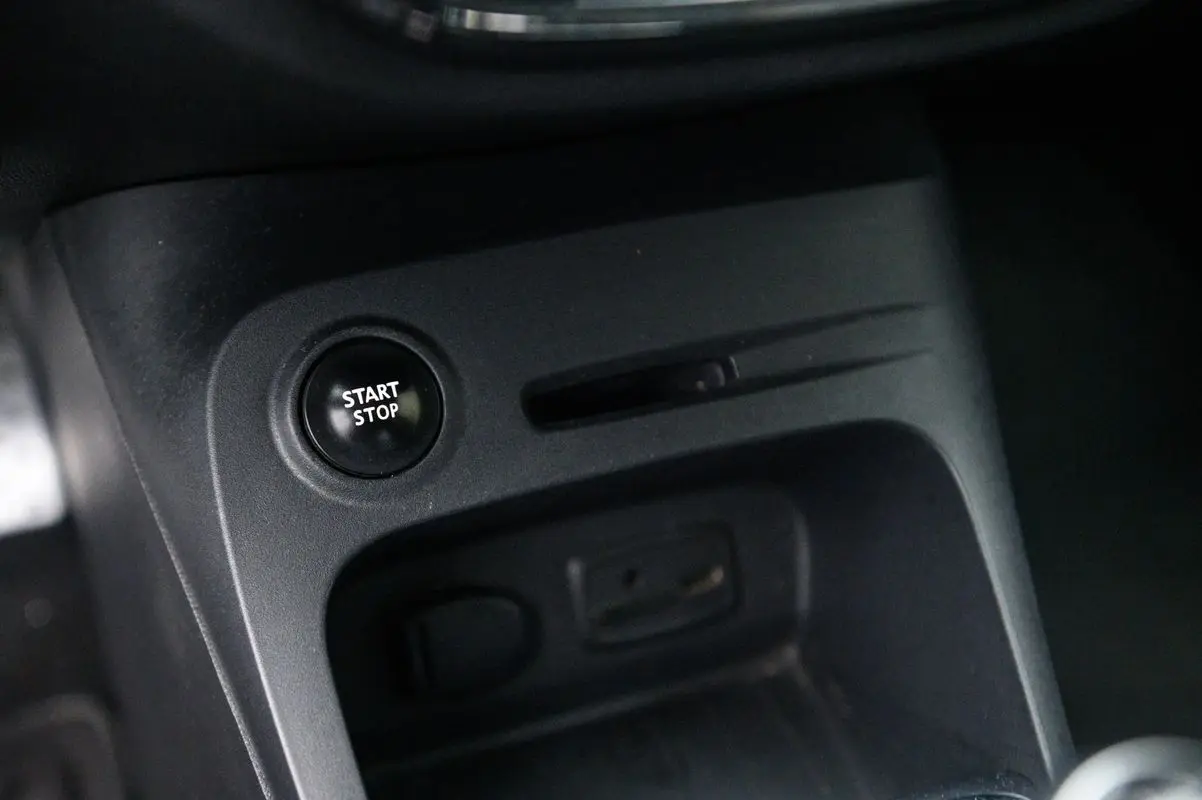 Renault Captur 1.5 dCi Exclusive 19