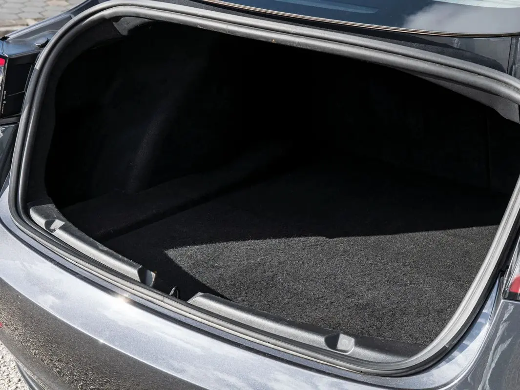 Tesla Model 3 Long-Range Dual Motor AWD 24