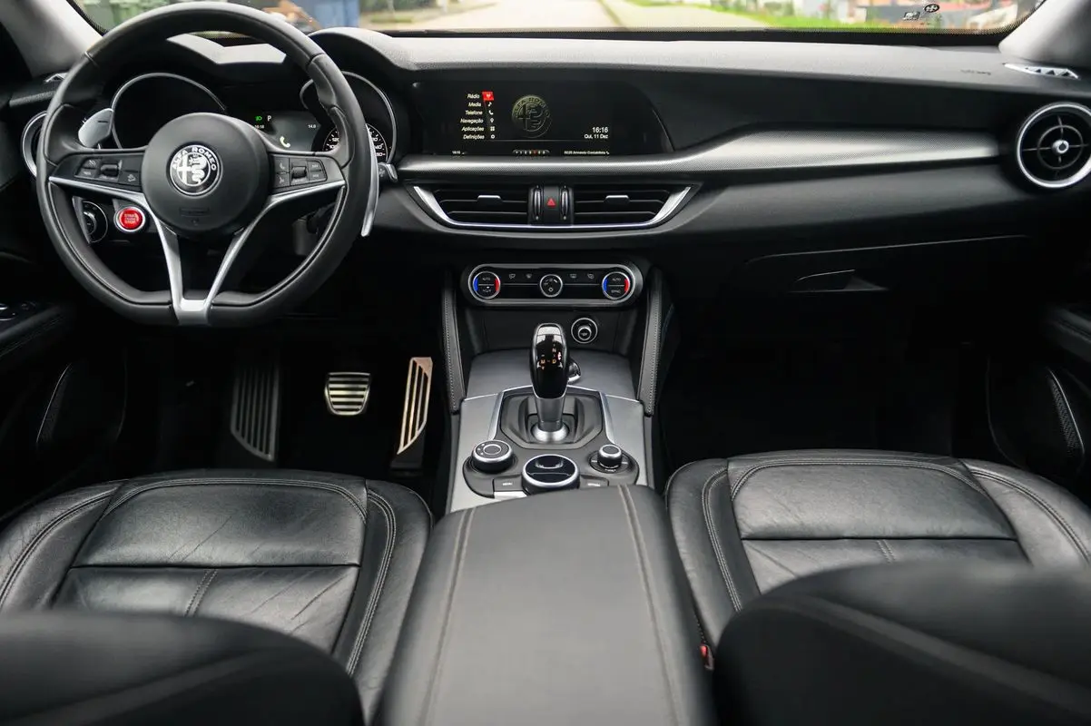 Alfa Romeo Stelvio 2.2 D Super AT8 Q4 13