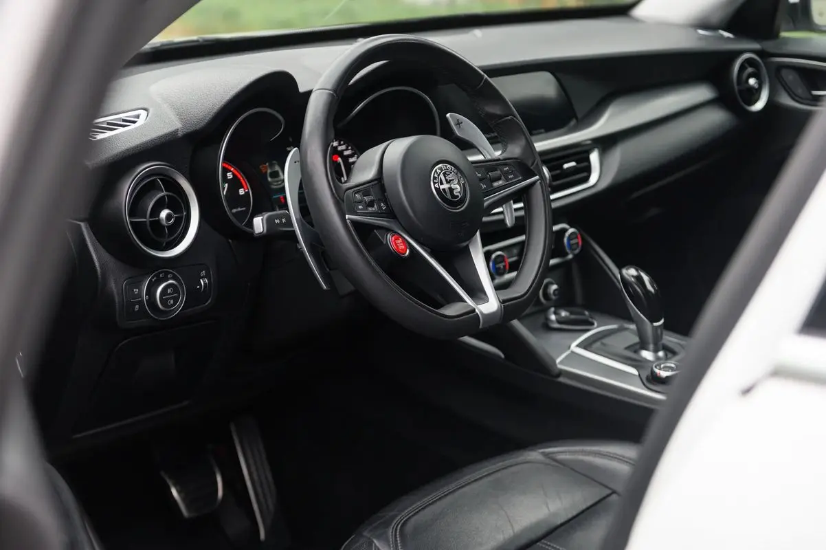 Alfa Romeo Stelvio 2.2 D Super AT8 Q4 17